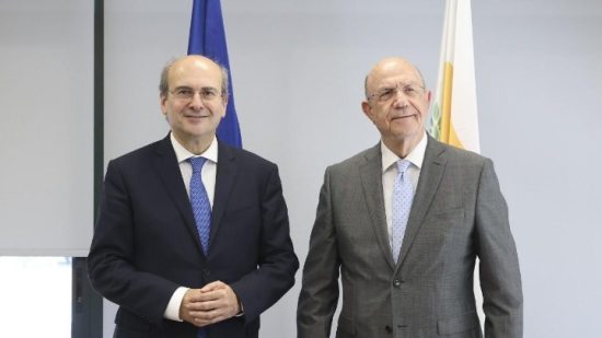 Χατζηδάκης από Κύπρο: Ελλάδα και Κύπρος ξεπερνούν την οικονομική κρίση της τελευταίας δεκαετίας