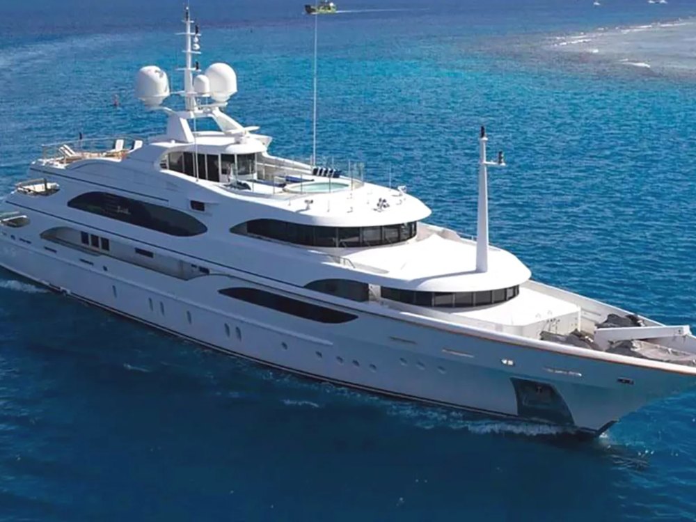 59M BENETTI MOTOR YACHT MEAMINA SOLD