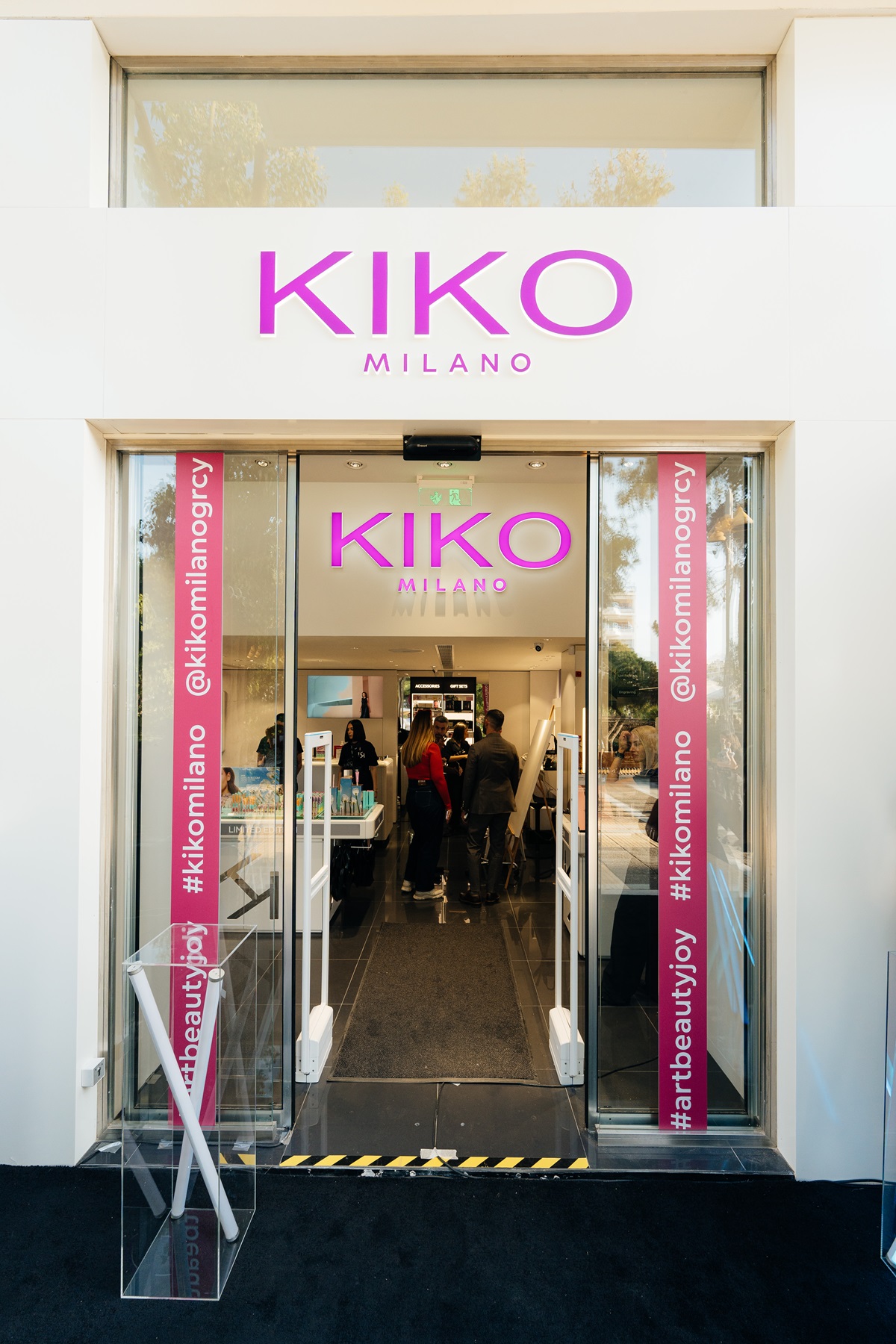 Το νέο κατάστημα KIKO MILANO στη Νέα Σμύρνη