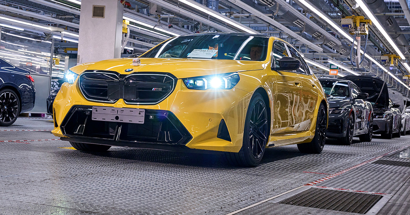 Κίτρινη η πρώτη επαναφορτιζόμενη BMW Μ5!
