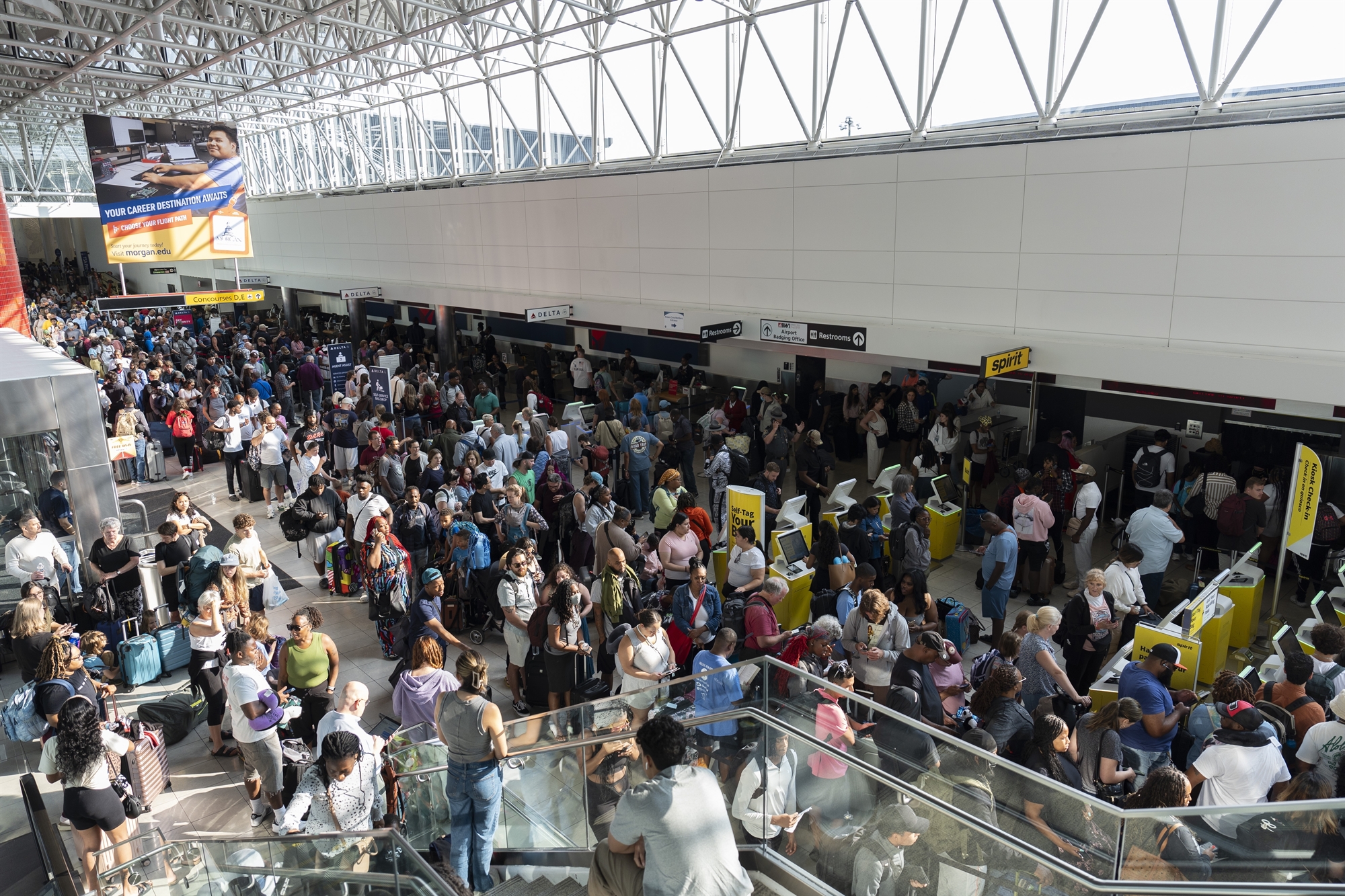 Γαλλία: Επιστροφή στην κανονικότητα μετά την τεράστια βλάβη στα συστήματα πληροφορικής