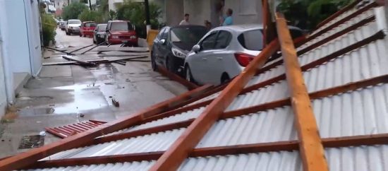 Προβλήματα σε Θεσσαλονίκη και Ιωάννινα από την κακοκαιρία – Αναμένεται έντονη κεραυνική δραστηριότητα