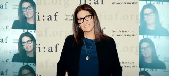Bobbi Brown: Τα νέα σχέδια της επαναστάτριας της φυσικής ομορφιάς που άλλαξε τον κόσμο του μακιγιάζ