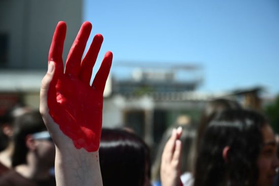 Νέα γυναικοκτονία στην Ιταλία: Δολοφόνησε τη γυναίκα του πυρπολώντας το αυτοκίνητο μέσα στο οποίο βρισκόταν