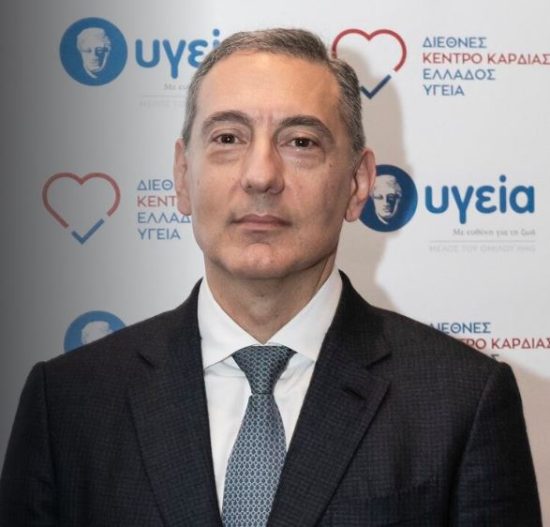 Θεόδωρος Κωφίδης: Το Διεθνές Κέντρο Καρδιάς, η συγκίνηση, η πίστη και το δημόσιο ευχαριστώ στις γυναίκες της ζωής του