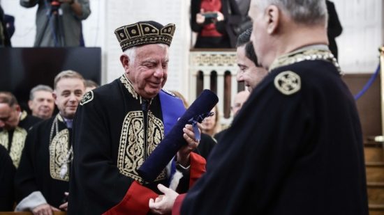 Επίτιμος διδάκτορας της Νομικής Αθηνών ο Παναγιώτης Πικραμμένος