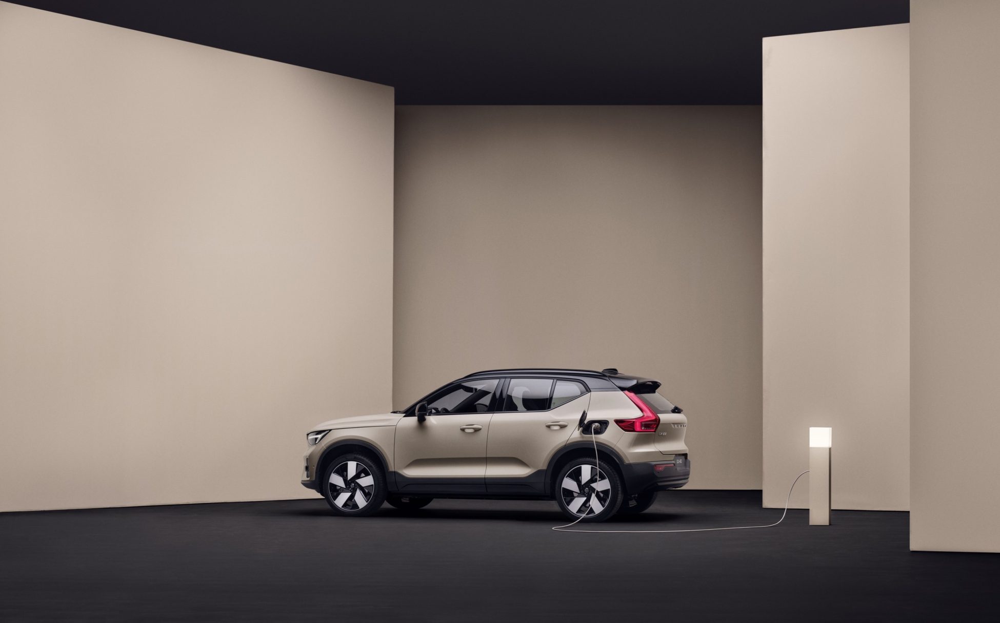 Volvo Εlectric Βonus!