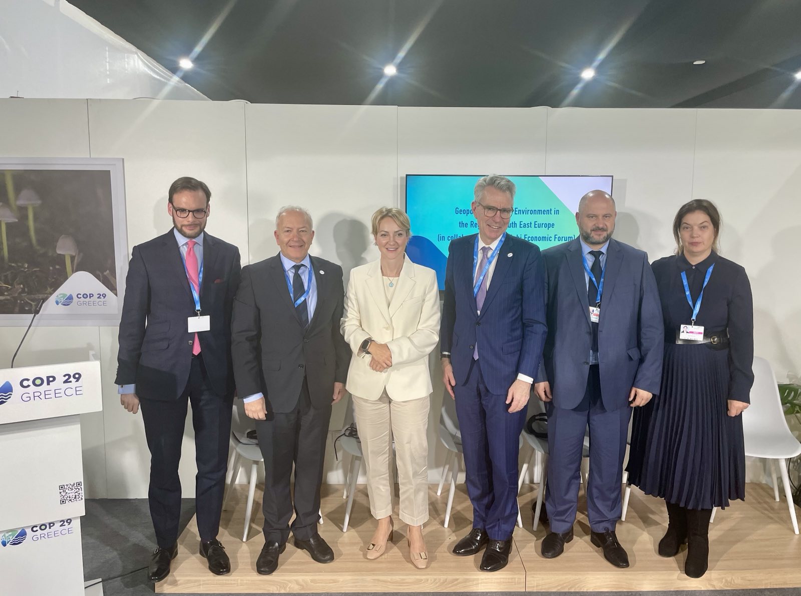 Το νέο προεδρείο της Ομοσπονδίας Υπαλλήλων Λιμένων Ελλάδας - Mononews.gr