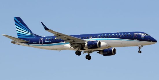 Azerbaijan Airlines: Διακόπτει τις πτήσεις της προς 7 ρωσικές πόλεις