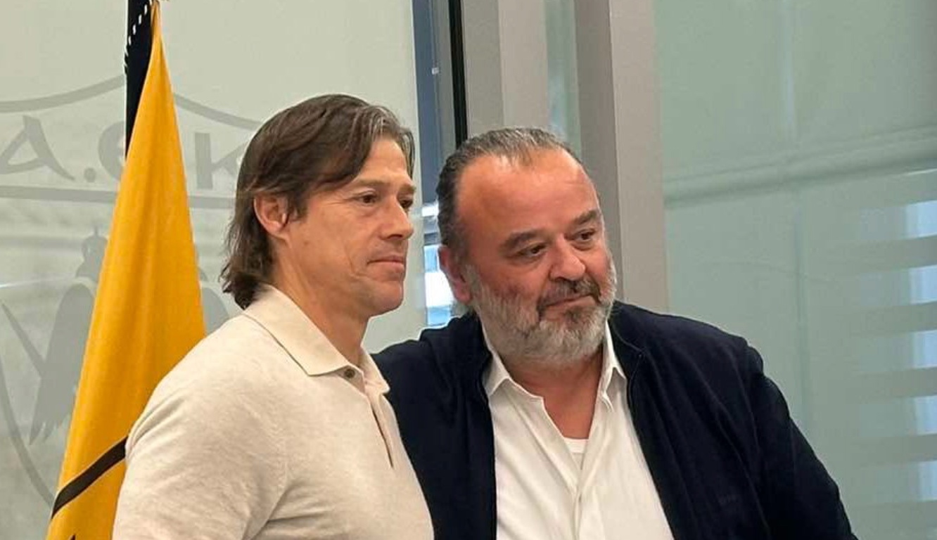 ΑΕΚ: Συμφωνία Αλμέιδα με Ηλιόπουλο, παραμένει προπονητής στην ομάδα