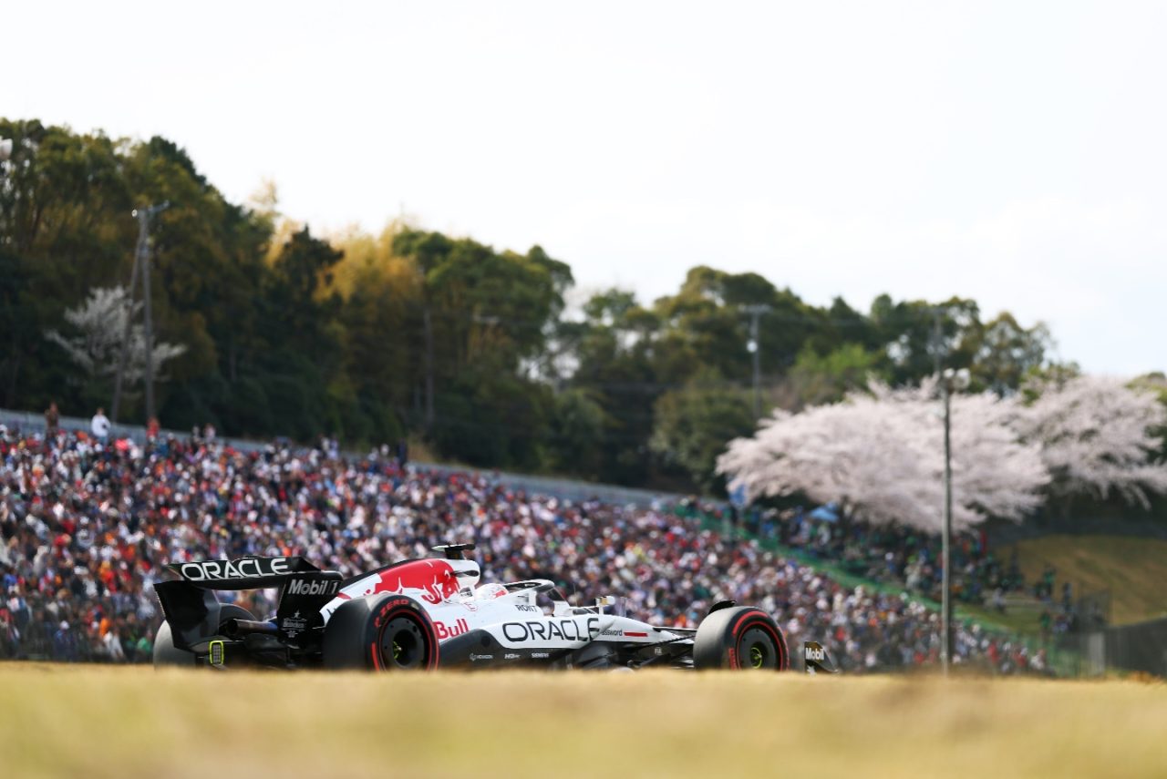 F1