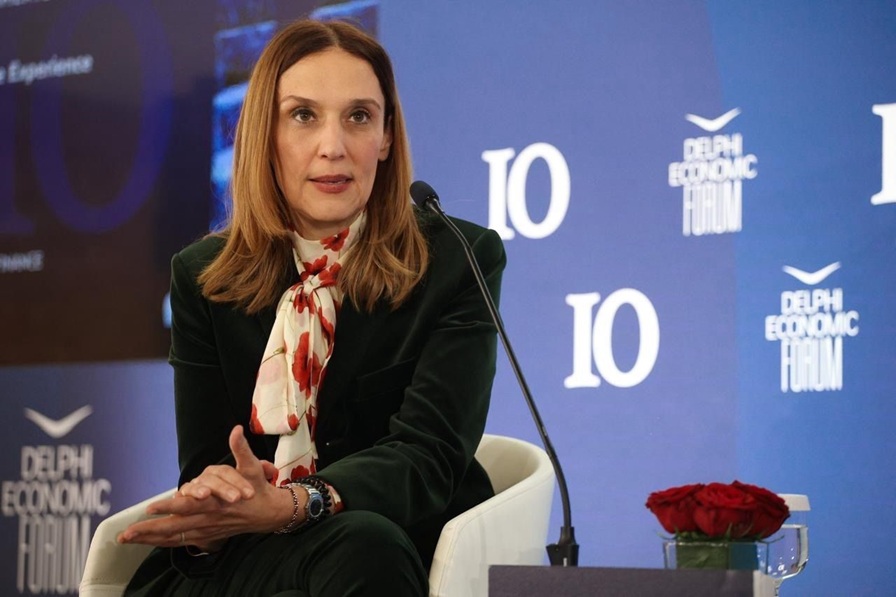 Η Chief Human Resources Officer του Ομίλου επεσήμανε ότι η Alpha Bank, οραματίζεται το μέλλον της εκτός του χώρου της παραδοσιακής τραπεζικής και παράλληλα εξελίσσεται σε έναν νέο προορισμό ταλέντου