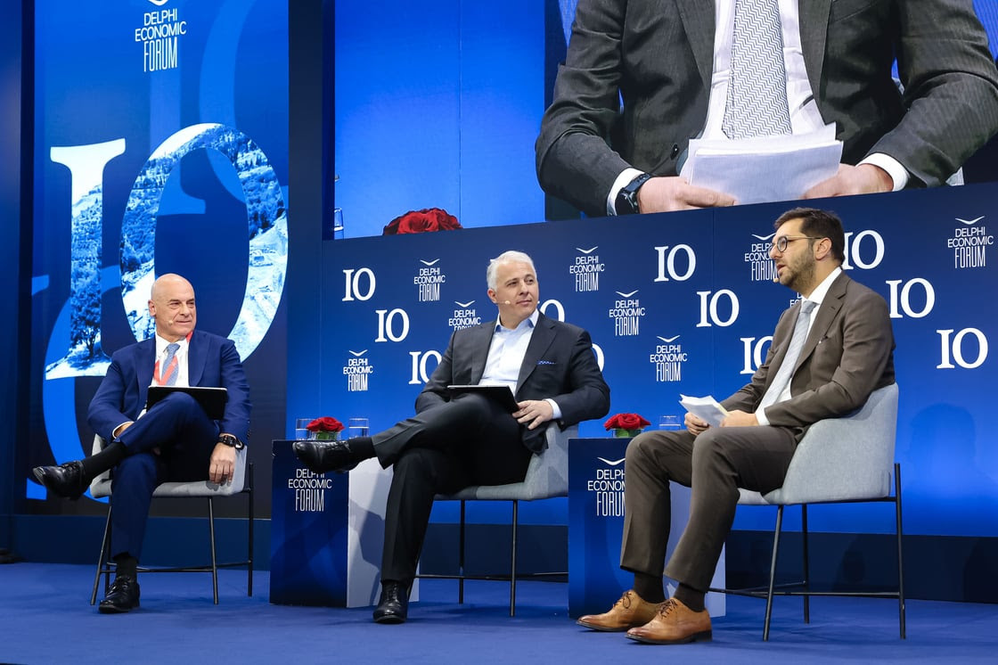«Η Eurobank είναι πλέον μια τράπεζα των 100+ δισ. ευρώ. Όταν είσαι τόσο μεγάλη τράπεζα, έχεις και μεγάλη ευθύνη. Οι κινήσεις πρέπει να είναι προσεκτικές και συντηρητικές», είπε μεταξύ άλλων ο κ. Σταύρος Ιωάννου, Αναπληρωτής Διευθύνων Σύμβουλος, Group COO & Διεθνείς Δραστηριότητες, Eurobank