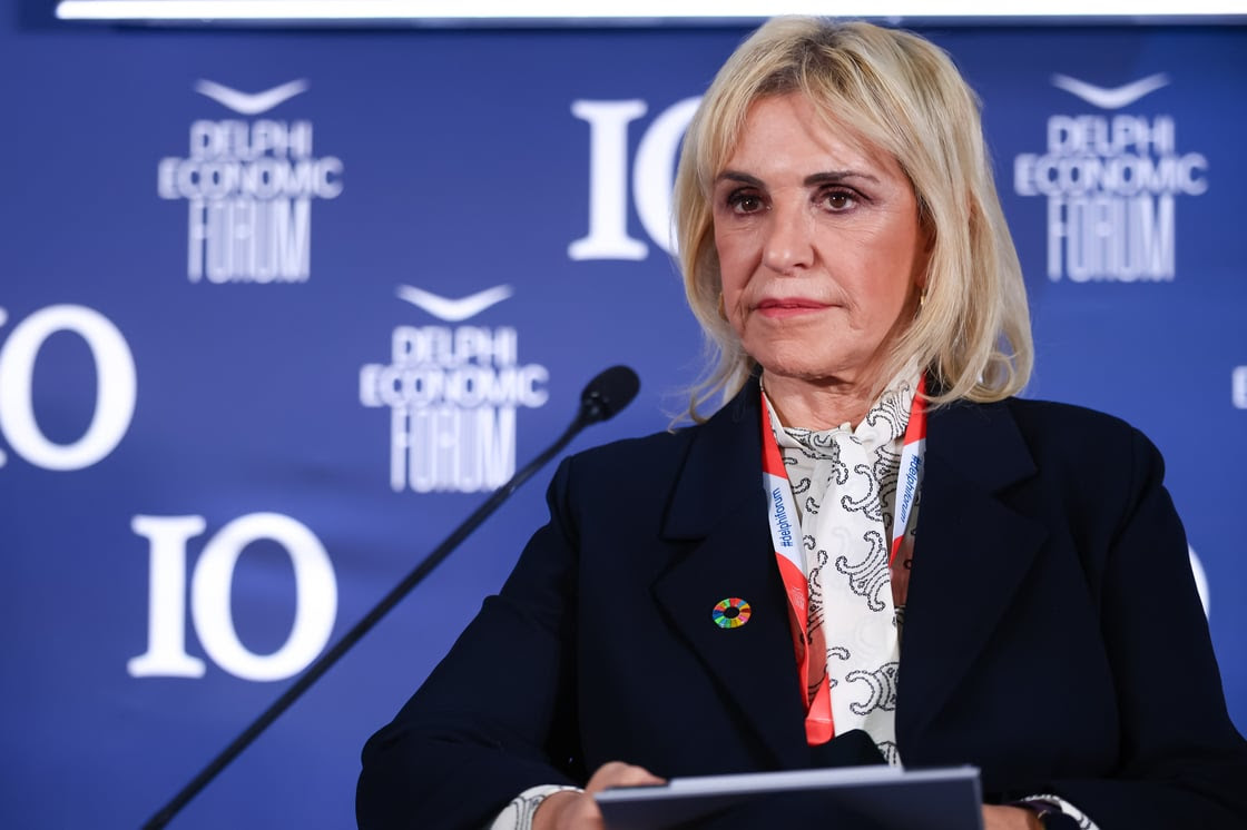 Η Τεχνητή Νοημοσύνη είναι ένα καινοτόμο εργαλείο, το οποίο θα φέρει επανάσταση στην Ιατρική, καθώς μειώνει στο 1/20 το χρόνο για να βγει ένα φάρμακο στην αγορά, είπε η Πρόεδρο & CEO του ΟΦΕΤ, Ιουλία Τσέτη στο Οικονομικό Φόρουμ των Δελφών