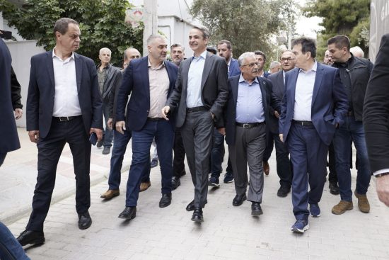Μητσοτάκης από Αγία Βαρβάρα: Συνεχίζουμε παρά τις δυσκολίες, τα καλύτερα είναι μπροστά μας