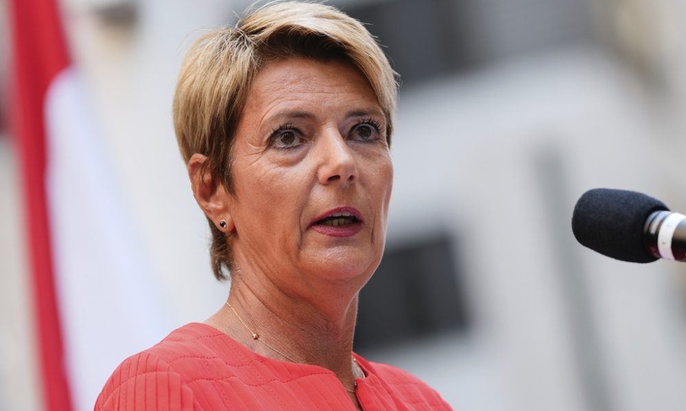 Η Ελβετή πρόεδρος Κάριν Κέλερ-Σάτερ