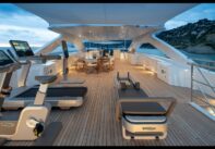 Wellness onboard: Η νέα διάσταση της ευεξίας στη θάλασσα με τη νέα Sand Stone Collection της Technogym