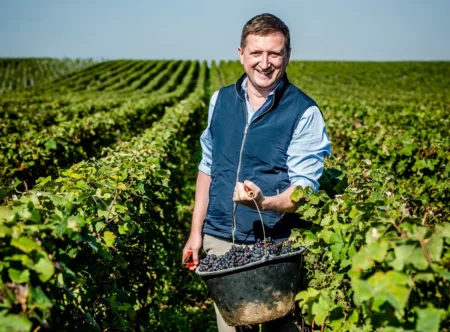 Sebastien Besson φωτογράφος: Christophe Mariot/Champagne de Lossy
