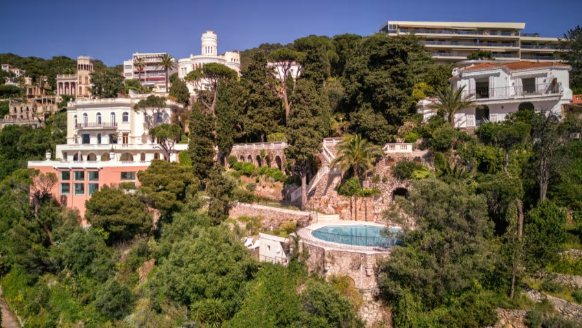 photo credit : Savills