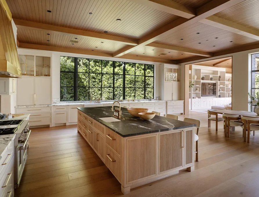 Photo credit : Mike Kelley(robb report)