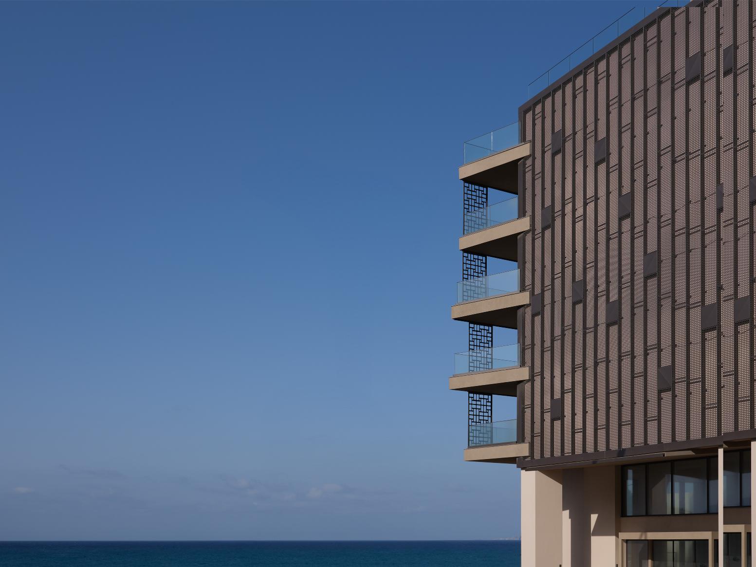 Rocca a Mare Heraklion – Handwritten Collection