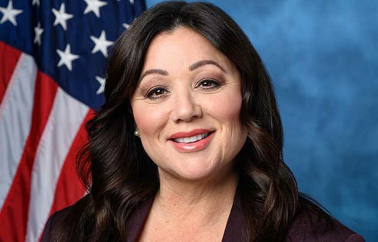 Λόρι Τσάβες-Ντέρεμερ