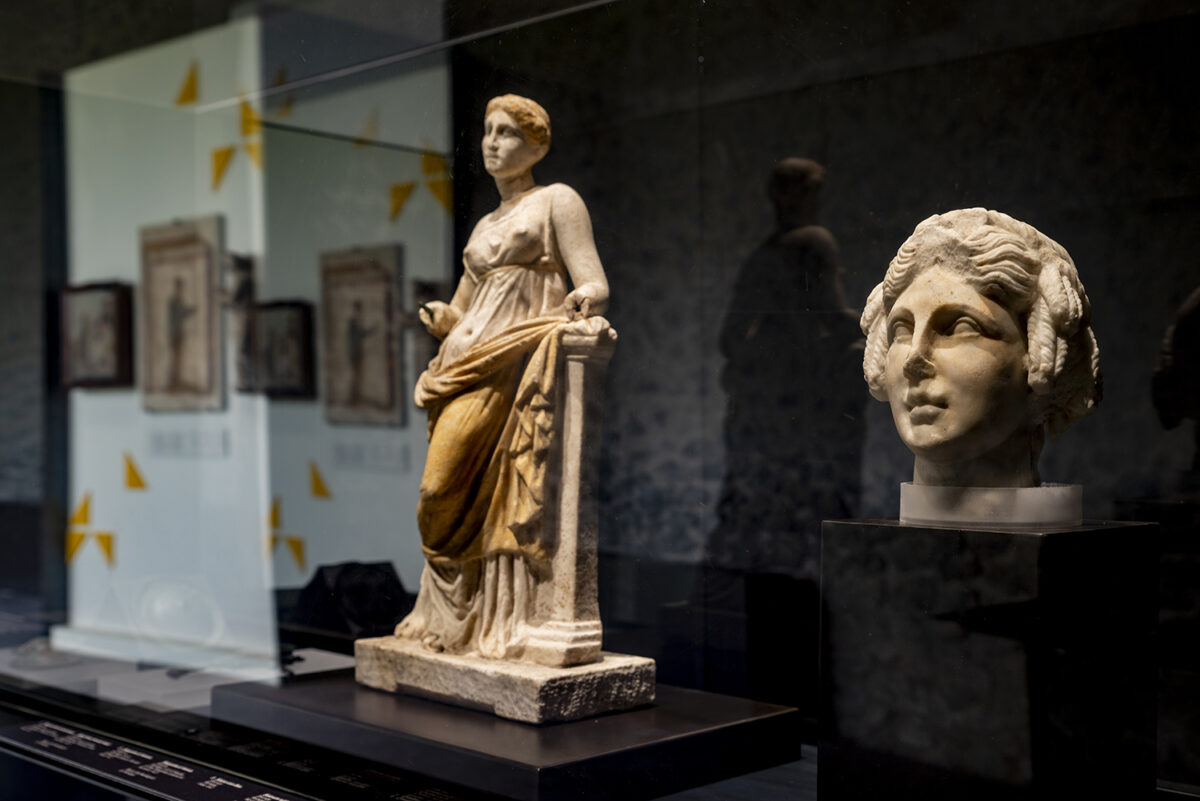 . Όψη της έκθεσης «Η ζωή της γυναίκας στην αρχαία Πομπηία»