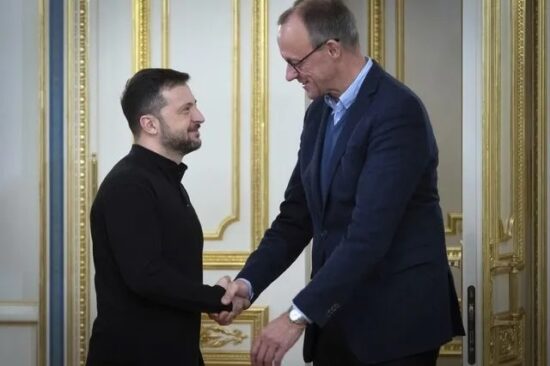 Ζελένσκι: Σήμερα το μεσημέρι η συνάντηση με τον Μερτς για το Ουκρανικό
