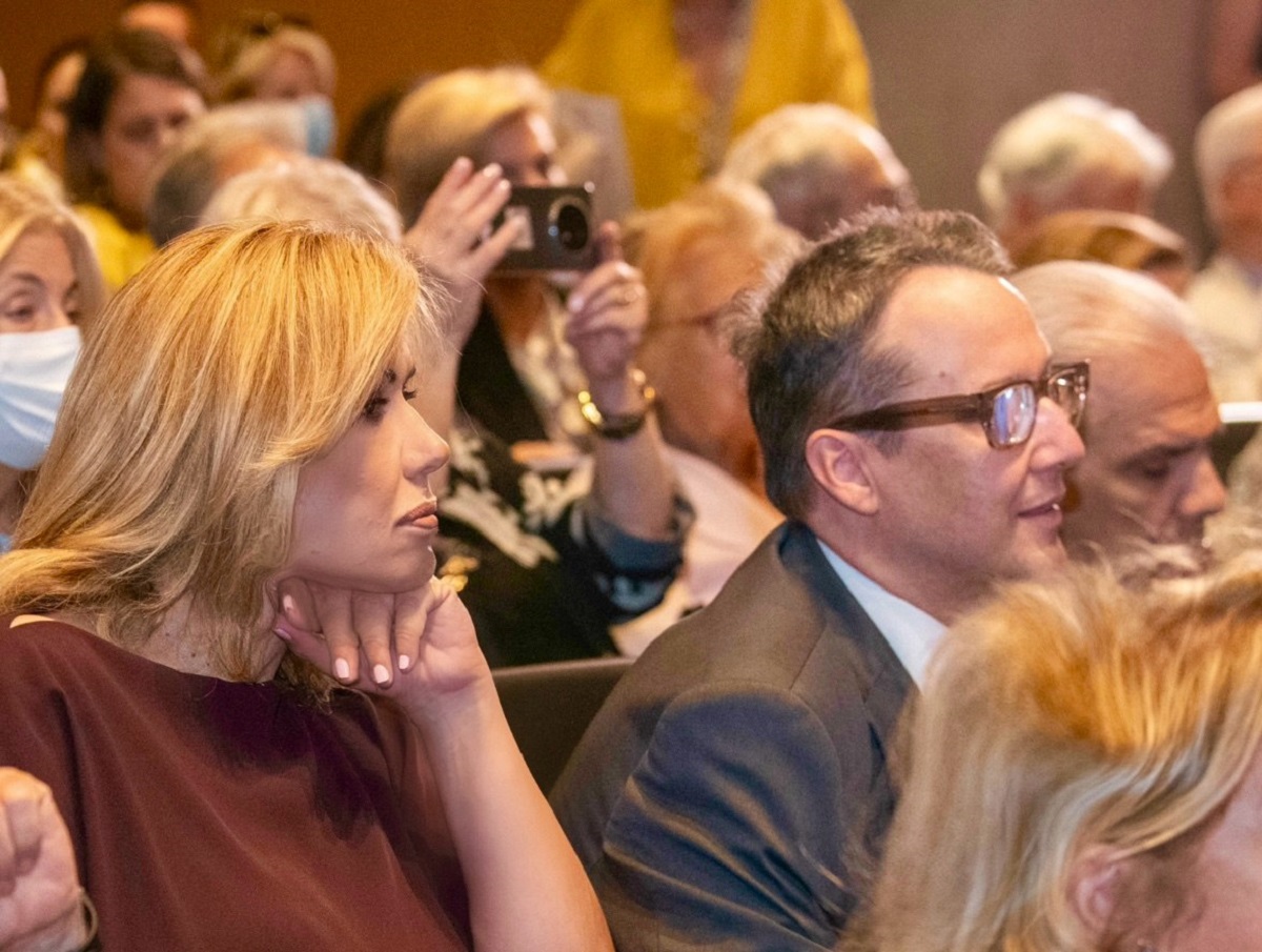 H Μαρία Κοντομηνά με τον σύζυγό της καθηγητή Αριστοτέλη Τζαμπίρη