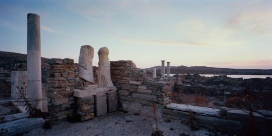 Μουσείο Μπενάκη – Μια φωτογραφική ματιά στην ιερή αύρα της Δήλου