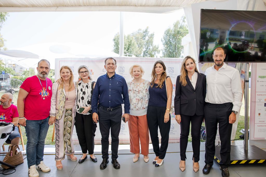 (από αριστερά ): κος. Δημήτρης Νάνης, κα. Νούλη Μανώλη, , κος. ΓιάννηςΒρούτσης, κα. Βίκυ Φιλίππου, κα. Αθανασία Μαρινάκη, κα. Ντόρα Δημοπούλου, κος. Μανώλης Παπασάββας