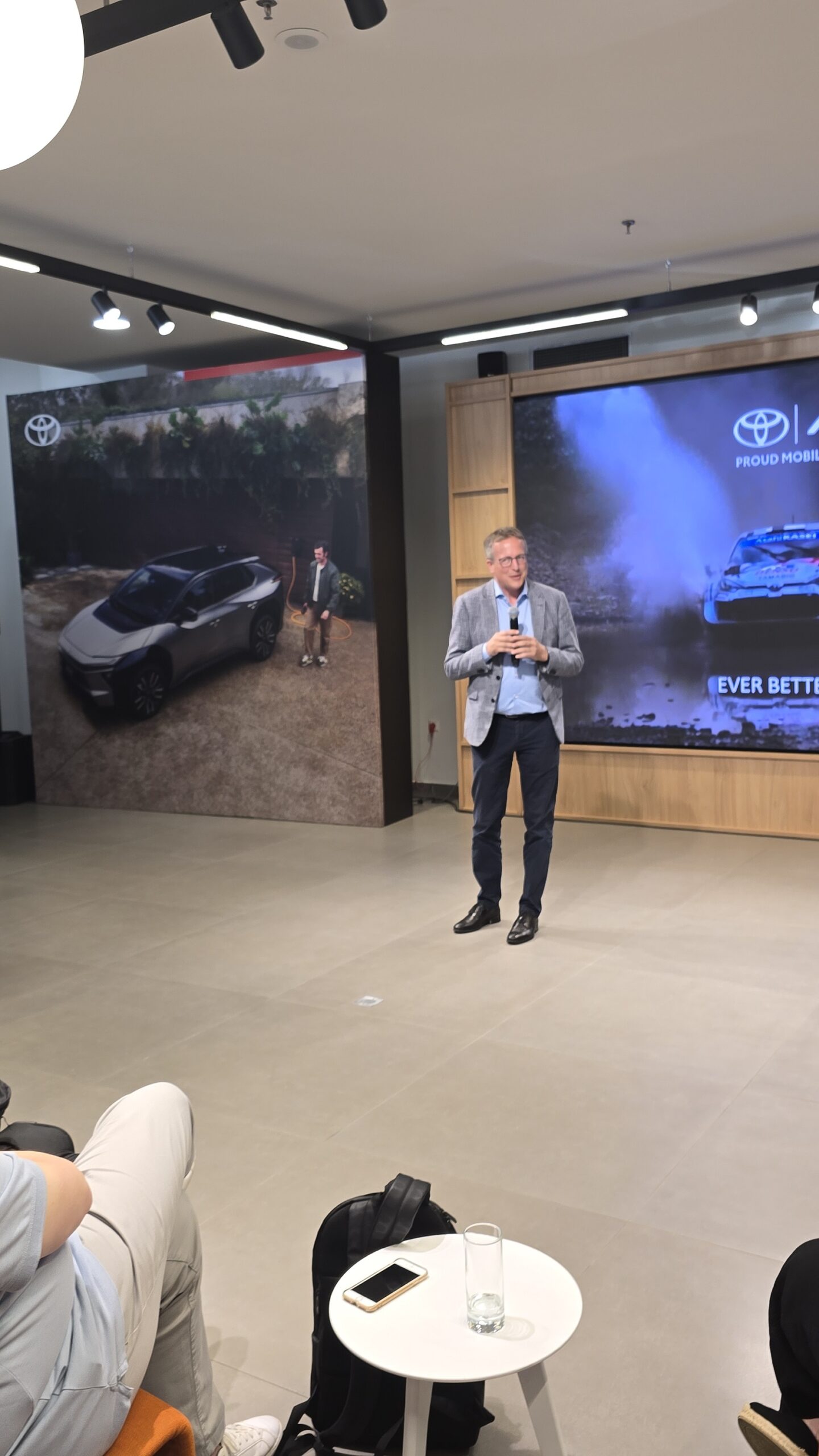 Παρών στην παρουσίαση και ο επικεφαλής της Toyota Hellas, Χέρμαν Ριντλ.