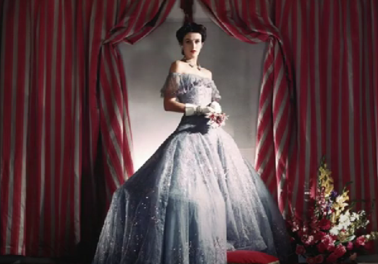 (photo credit : One fashion question -youtube "Babe Paley: The Enigmatic Swan of Truman Capote" )