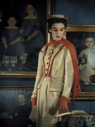 (photo credit : One fashion question -youtube "Babe Paley: The Enigmatic Swan of Truman Capote" )