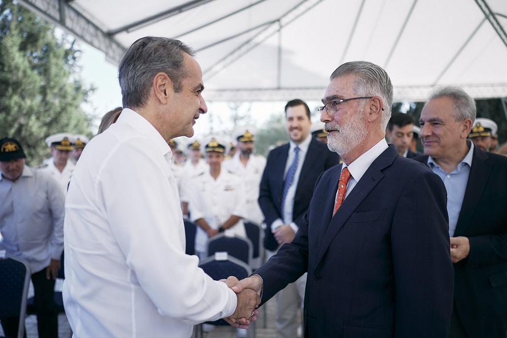 Ο Κυριάκος Μητσοτάκης σε εκδήλωση για τη δωρεά καταδυτικών ρολογιών χειρός στο προσωπικό της Διοίκησης Υποβρυχίων Καταστροφών