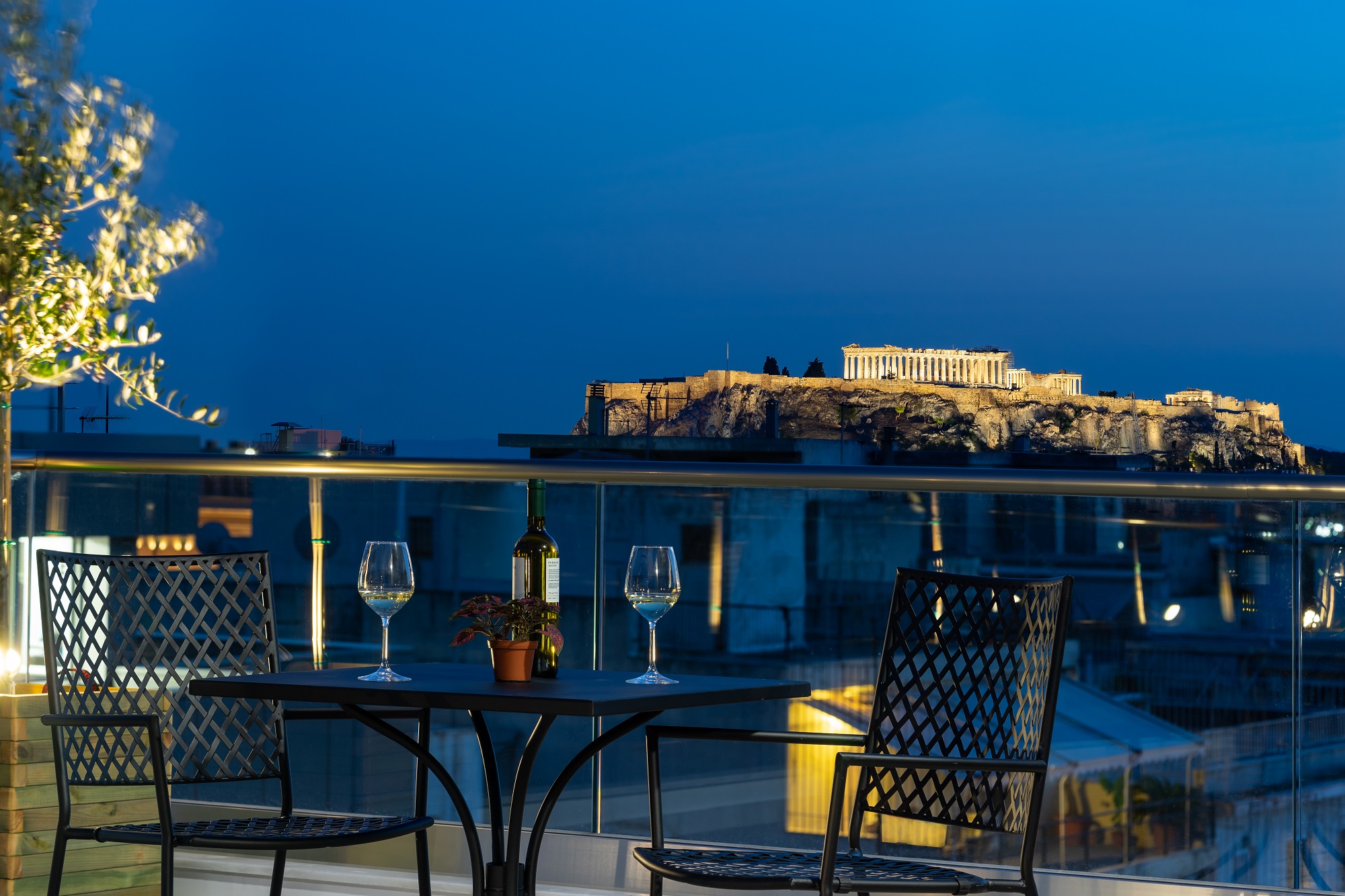 Hestia Luxury Apartments Ιπποκράτους 35