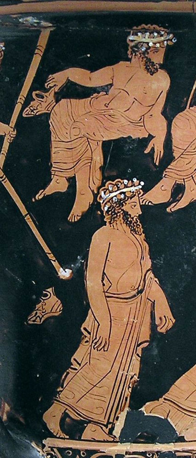 Ερυθρόμορφος καλυκωτός κρατήρας με σκηνές γάμου (λεπτομέρεια) με απεικόνιση του εθίμου της ρίψης παπουτσιών στη νύφη (περί το 410 π.Χ.) από την Βοιωτία