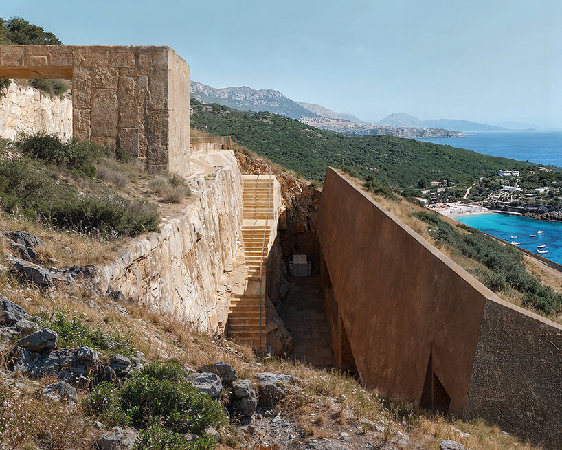 Η νέα βίλα ορόσημο της Oppenheim Architecture στην αλβανική ακτογραμμή