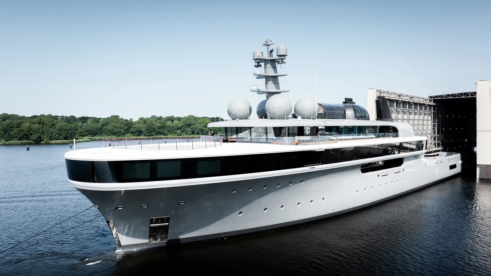 Project Cosmos: Η Lürssen εγκαινιάζει το πρώτο megayacht με κυψέλες καυσίμου μεθανόλης