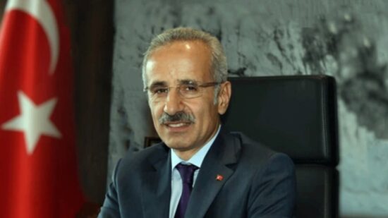 Τουρκία: Πρόστιμο για υπέρβαση του ορίου ταχύτητας επιβλήθηκε στον υπουργό Μεταφορών της Τουρκίας