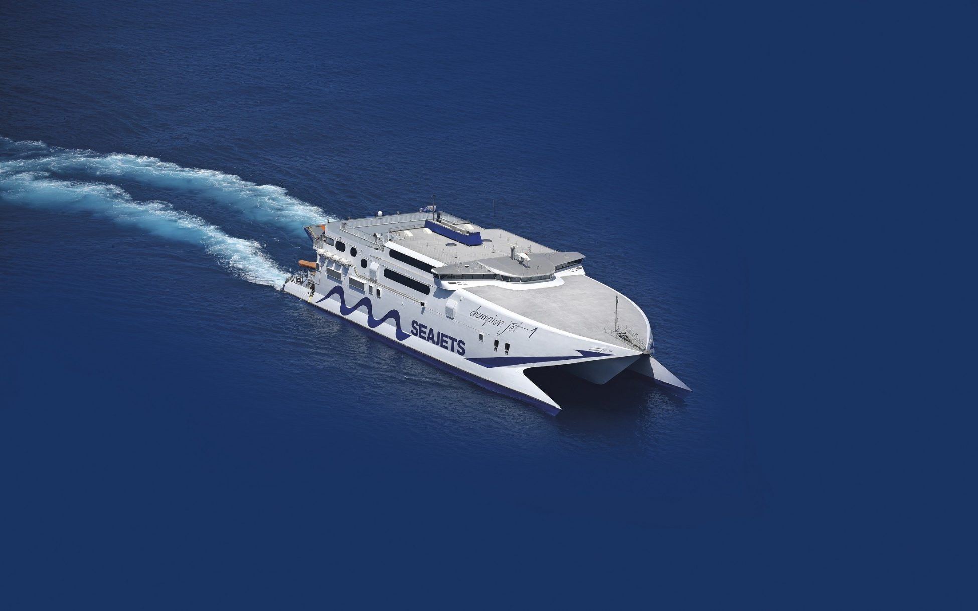 SEAJETS: Άμεση αντίδραση – Συνεχίζουν κανονικά όλοι οι επιβάτες προς τους προορισμούς τους με άλλα πλοία