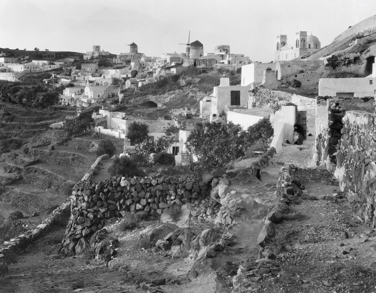 Nelly’s, Σαντορίνη, 1928-1932