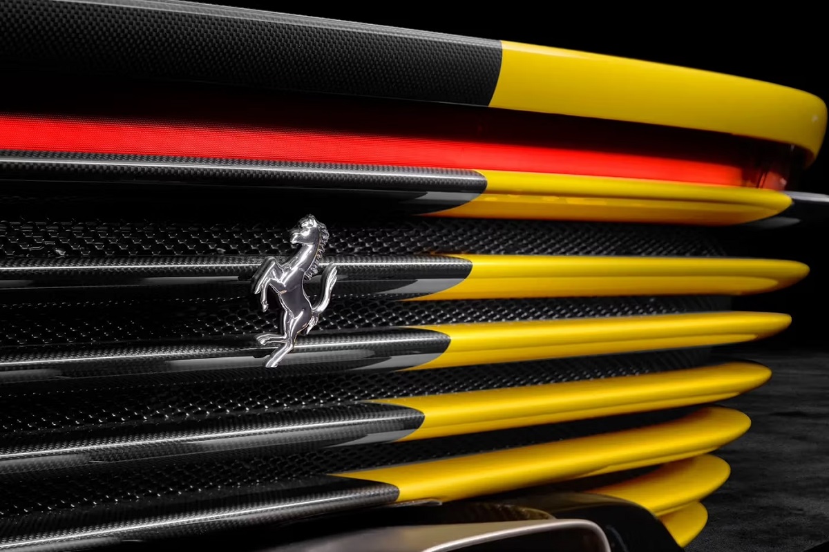 Ferrari Daytona SP3 “Tailor Made”