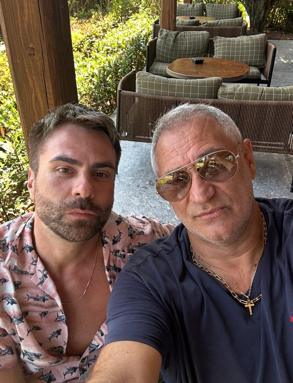 Ο διάσημος make up artist Georgi Sandev με τον Γιώργο Ντάβλα
