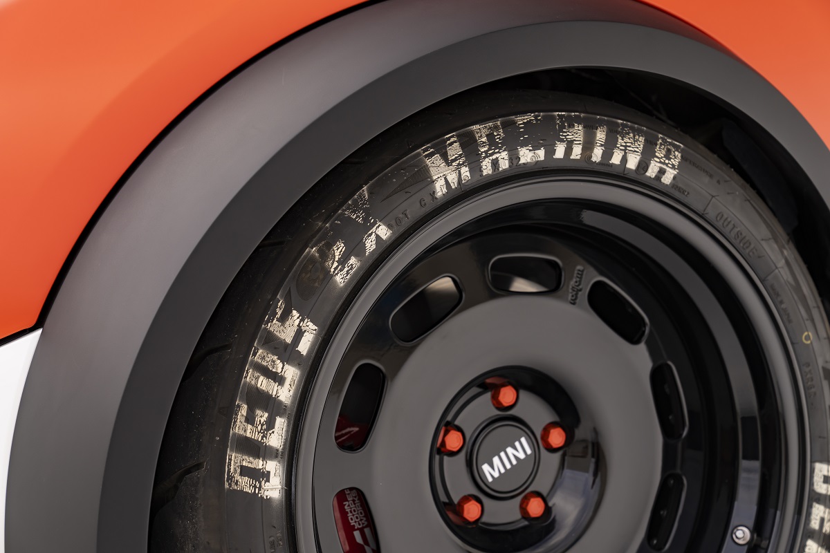 MINI JCW