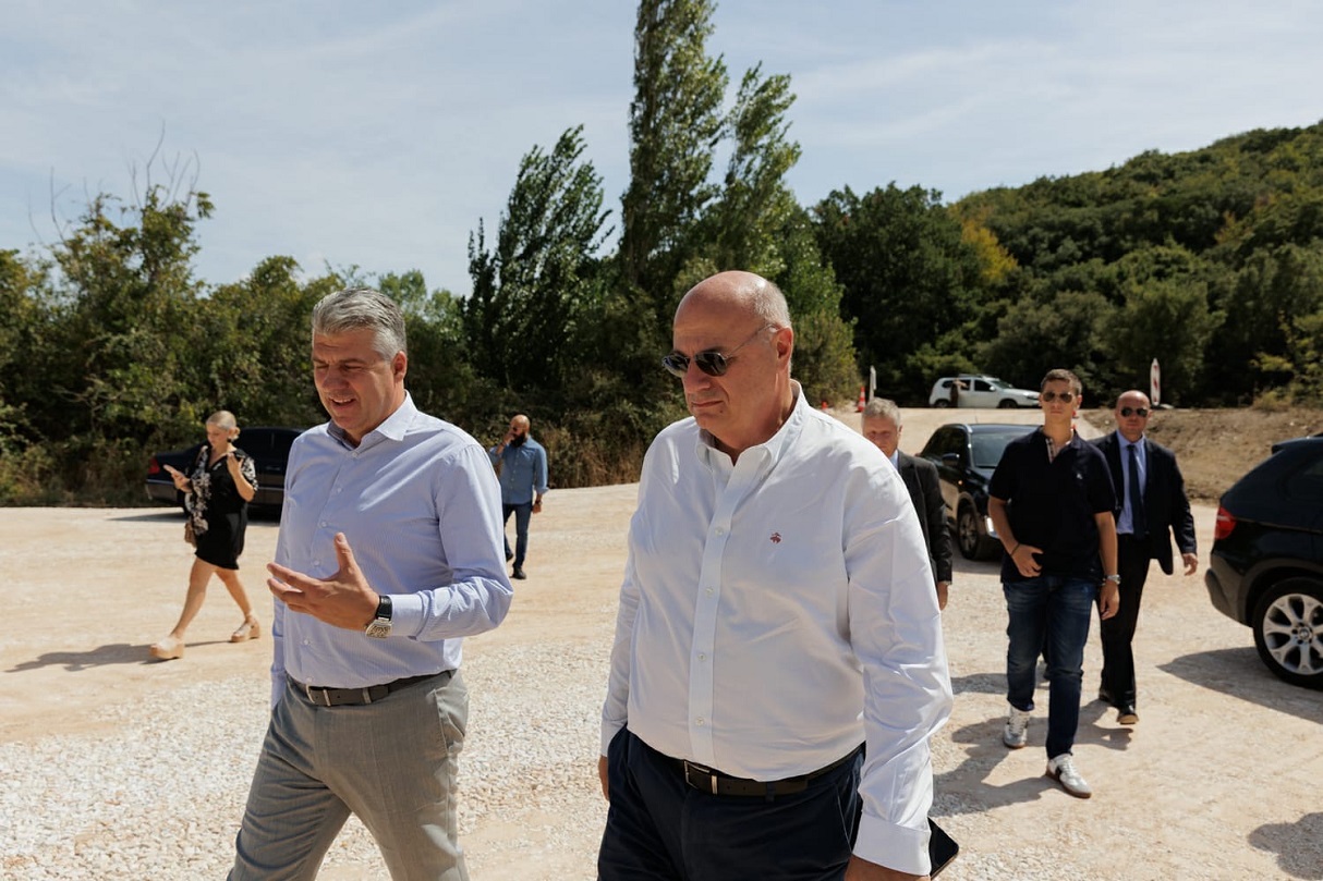 Τσιάρας