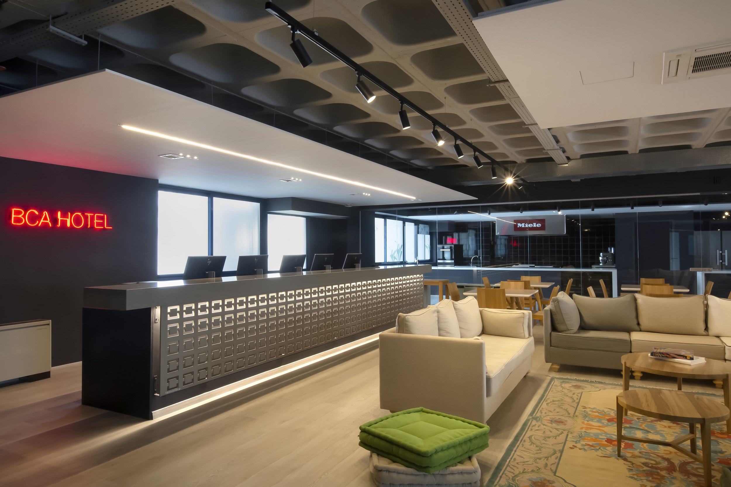 BCA Hotel School
