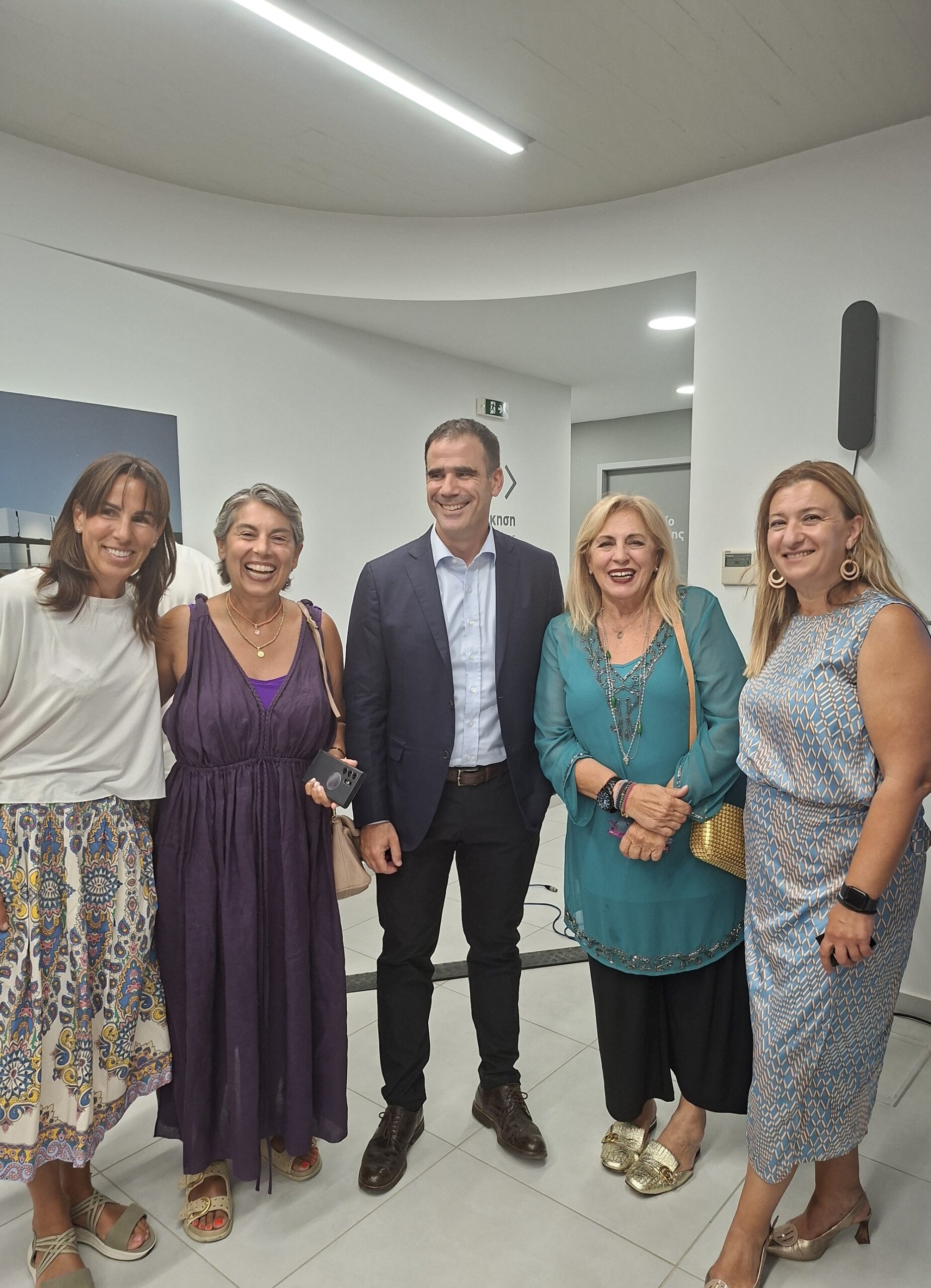 Αντζελα Λώ, Βέρα Αλεξανδροπούλου, Αλέξανδρος Σαρακάκης, Βίκυ Παλαιολόγου, Αντιγόνη Λυμπεροπούλου