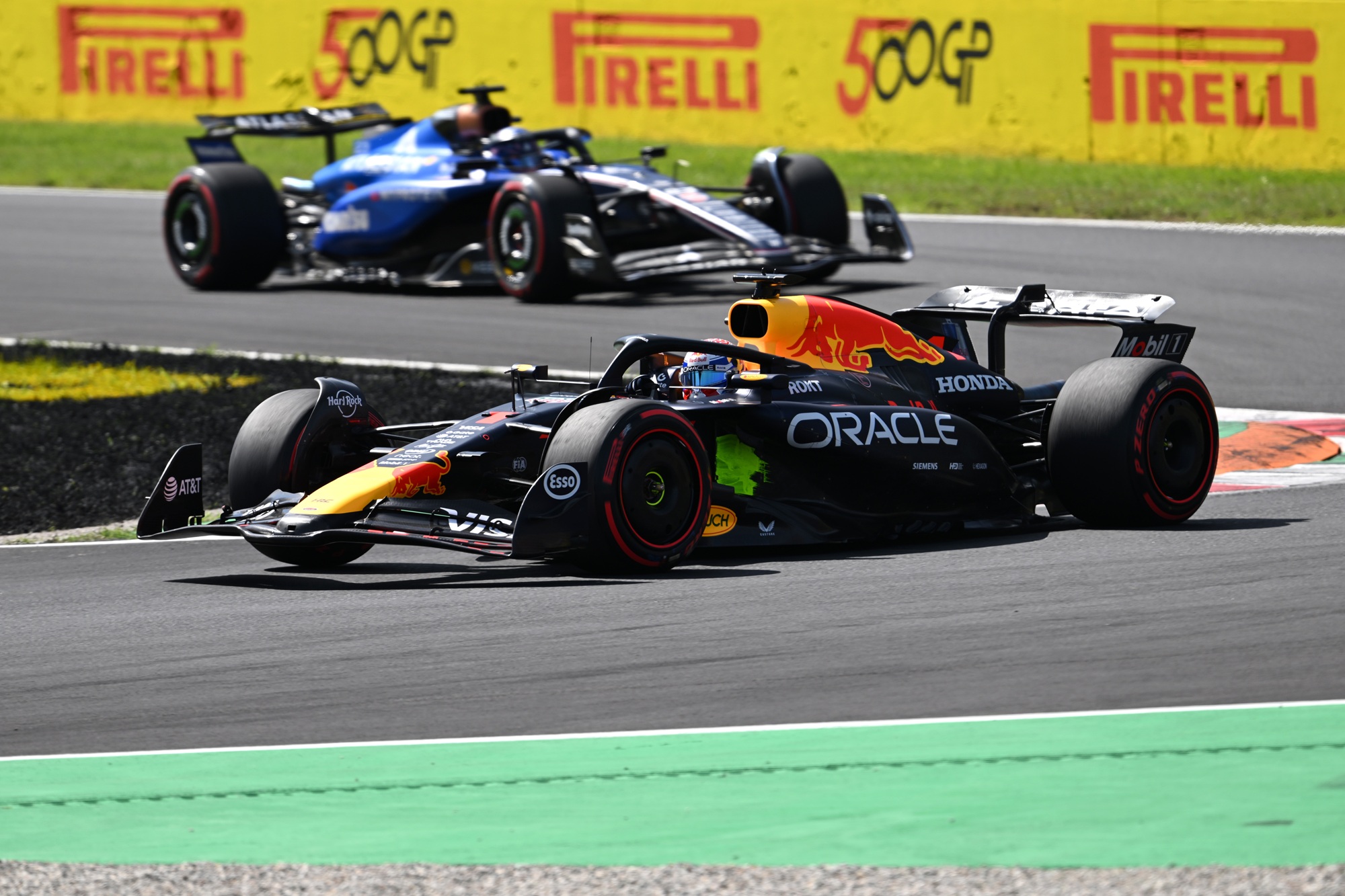 MONZA, ITALY - SEPTEMBER 06: Max Verstappen of the Netherlands driving the (1) Oracle Red Bull Racing RB21 on track during final practice ahead of the F1 Grand Prix of Italy at Autodromo Nazionale Monza on September 06, 2025 in Monza, Italy. (Photo by Simon Galloway/LAT Images)