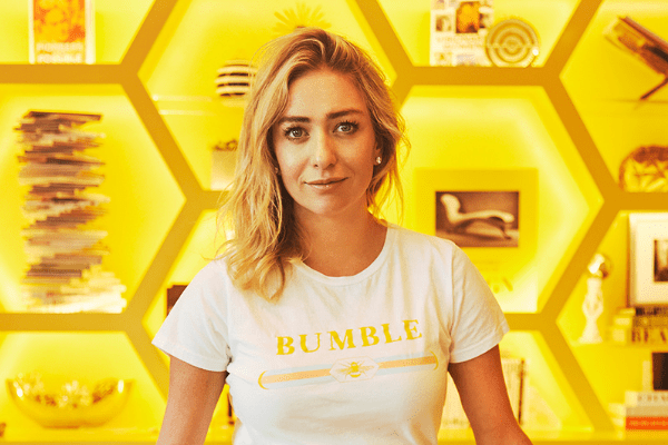 Γουίτνεϊ Γουλφ Χερντ (photo credit : bumble.com)